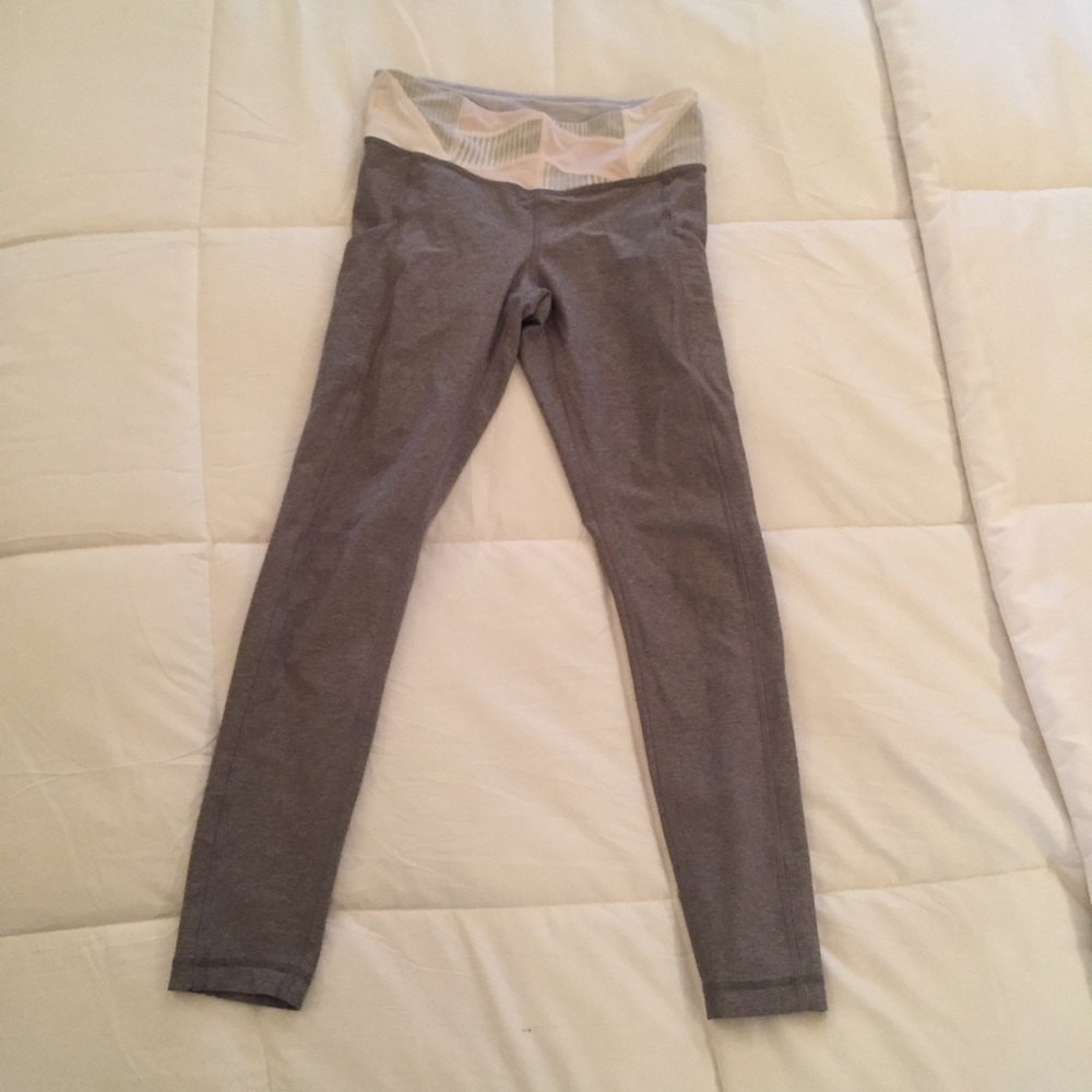 Lululemon grey leggings